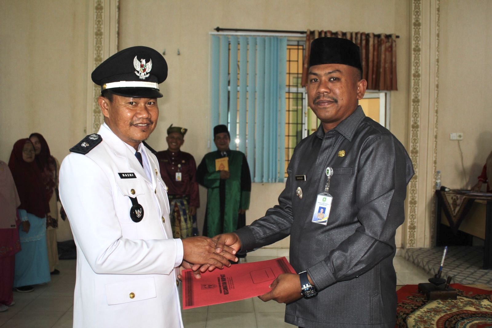Camat Bengkalis dan Rupat Lantik Pj Kades, Berikut Namanya