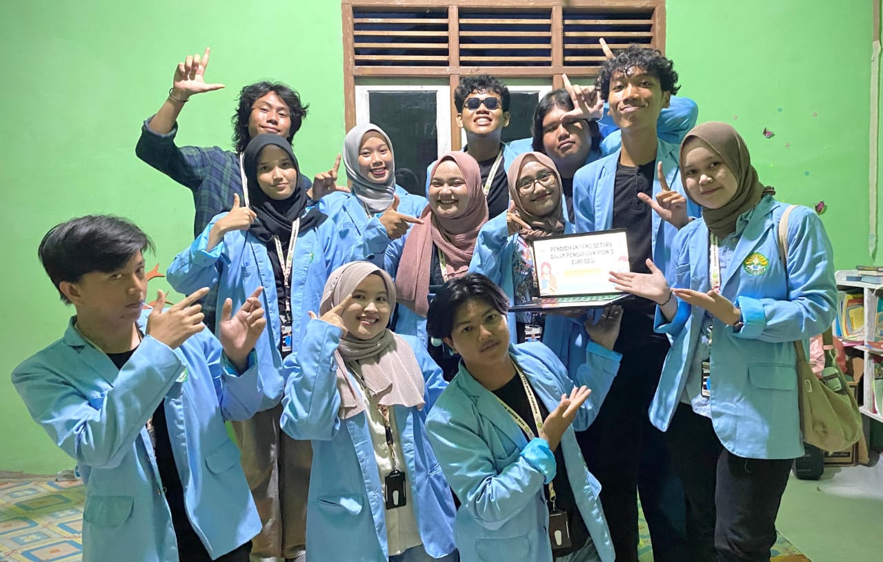 Mahasiswa Kukerta Universitas Riau dan Forum Anak Lubuk Garam Gelar Sosialisasi Pendidikan