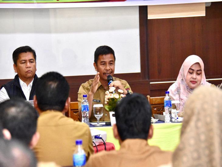 Pj Sekda Kampar Buka Rakor Camat Se Kabupaten Kampar, Ahmad Yuzar : “Jadilah ASN Yang Netral Yang Tidak Melanggar Regulasi Yang Ada”