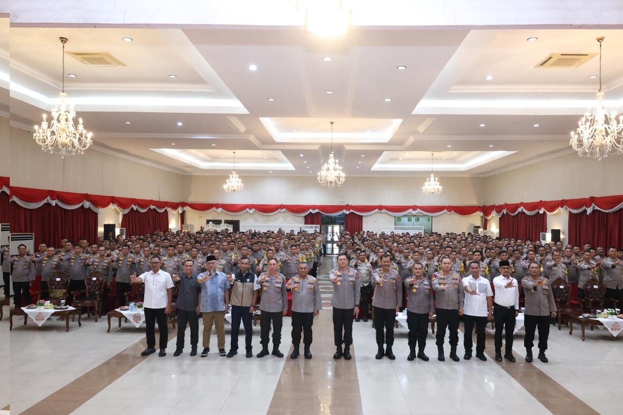 Antisipasi Radikalisme dan Hoaks, Bhabinkamtimbs Riau Diberi Bekalan Komprehensif